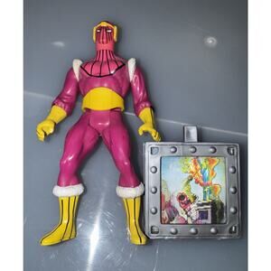 Marvel Secret Wars Baron Zemo Action Figure W/Belt & Shield Vintage 1984